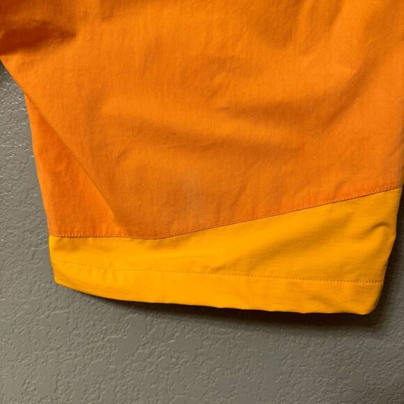 Kari Traa Women’s Sanne Shorts in Melon - Picture 6 of 9